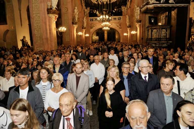 swidnica-rozpoczecie-peregrynacji-26-08-2026-170